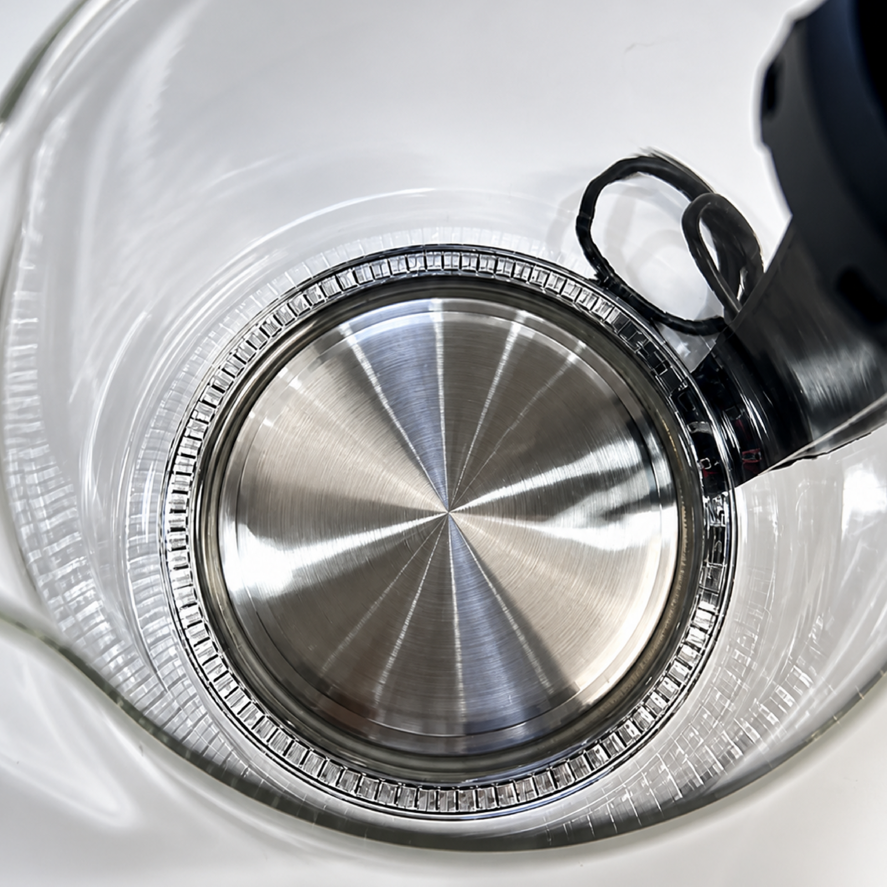Slivers Criest Electric Glass Kettle SC-303 – 1500W, 2.0L Fast Boiling, Quick & Safe Hot Water